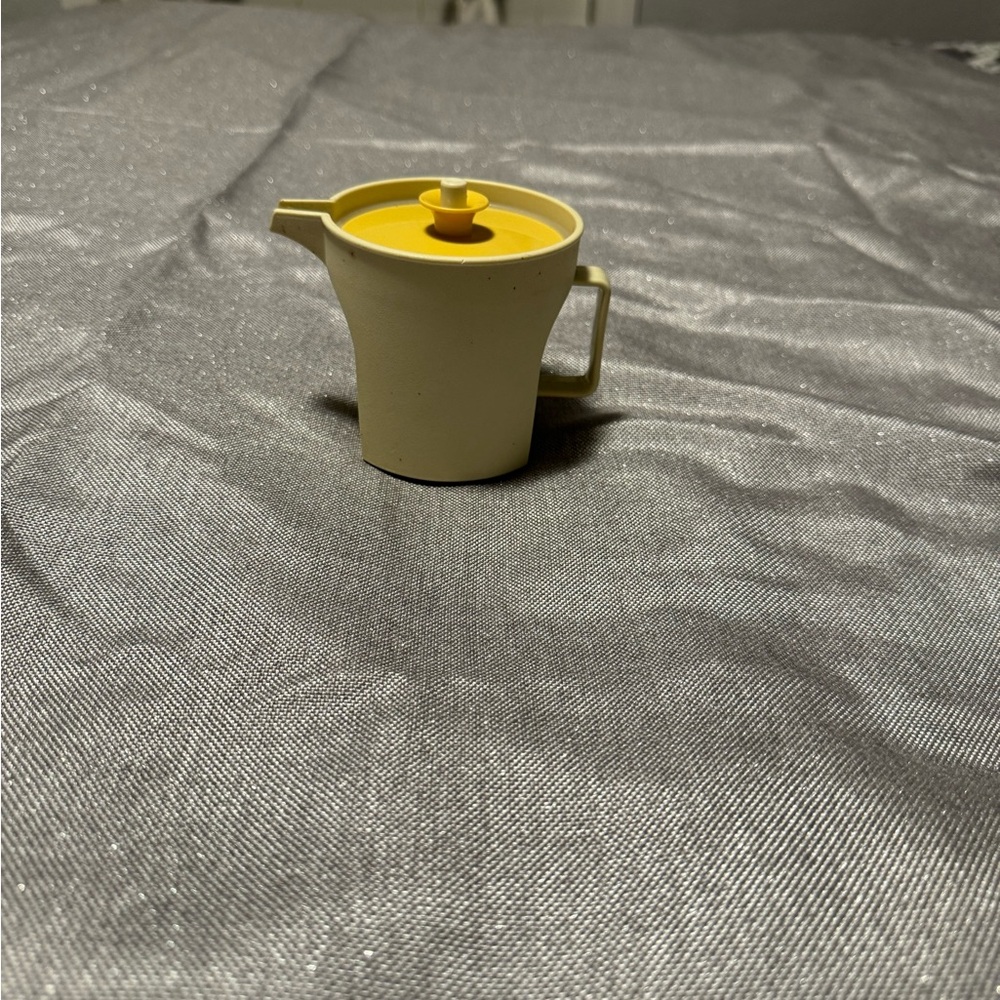 Vintage Tupperware Creamer Container